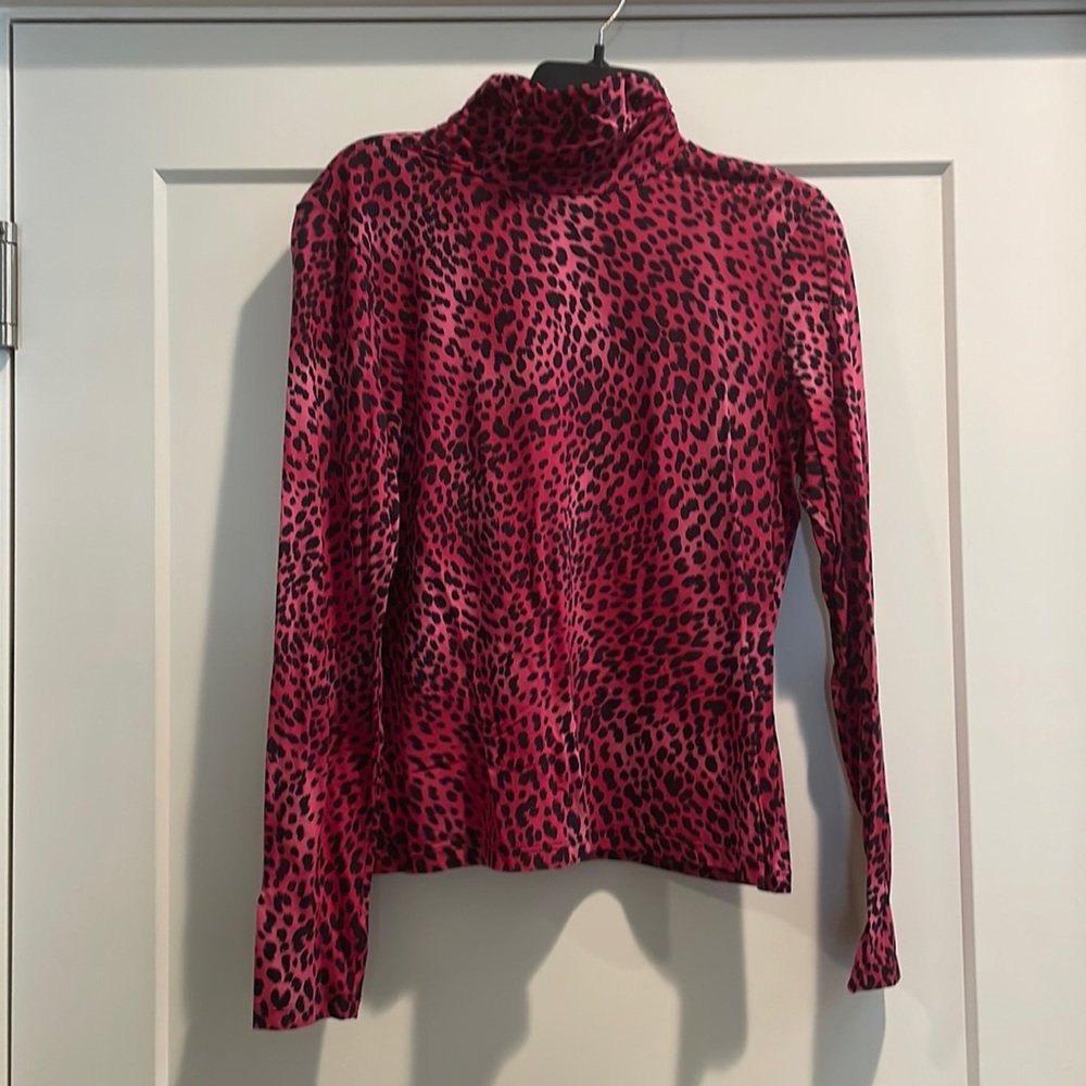 Saint John, long sleeve, medium, pink, and black leopard under layer